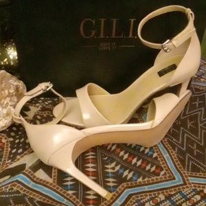 New leather ANKLE STRAP HEELS